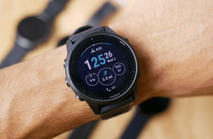 Can Garmin watch work without a cell phone
