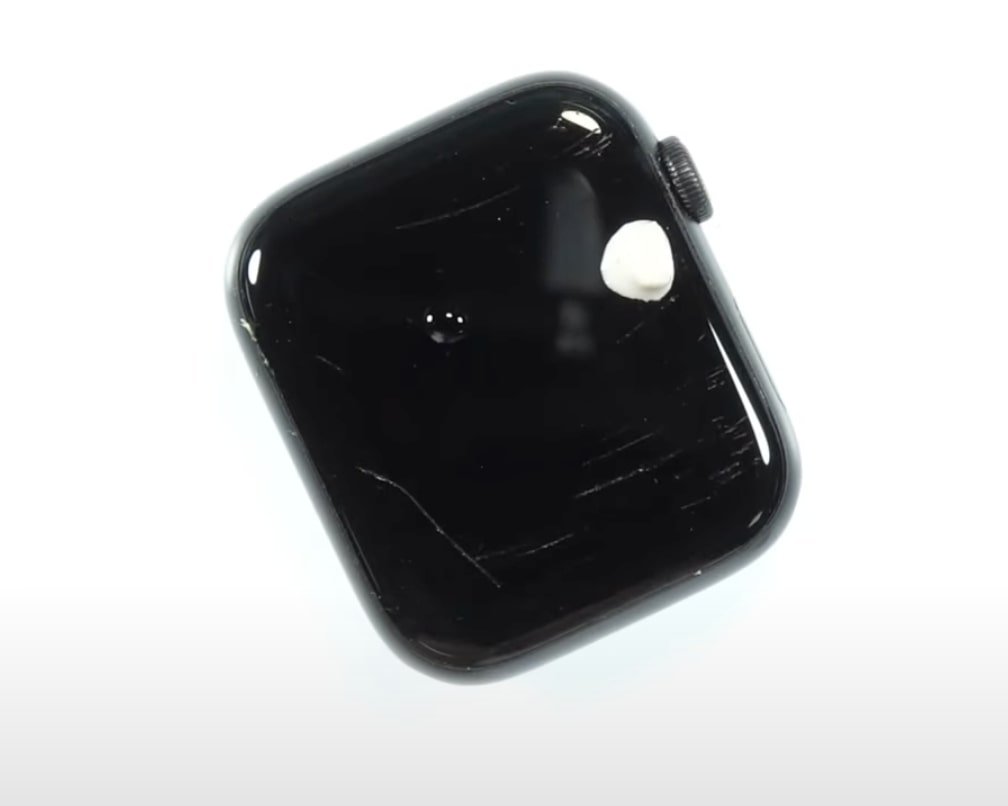 remove scratches from apple watch