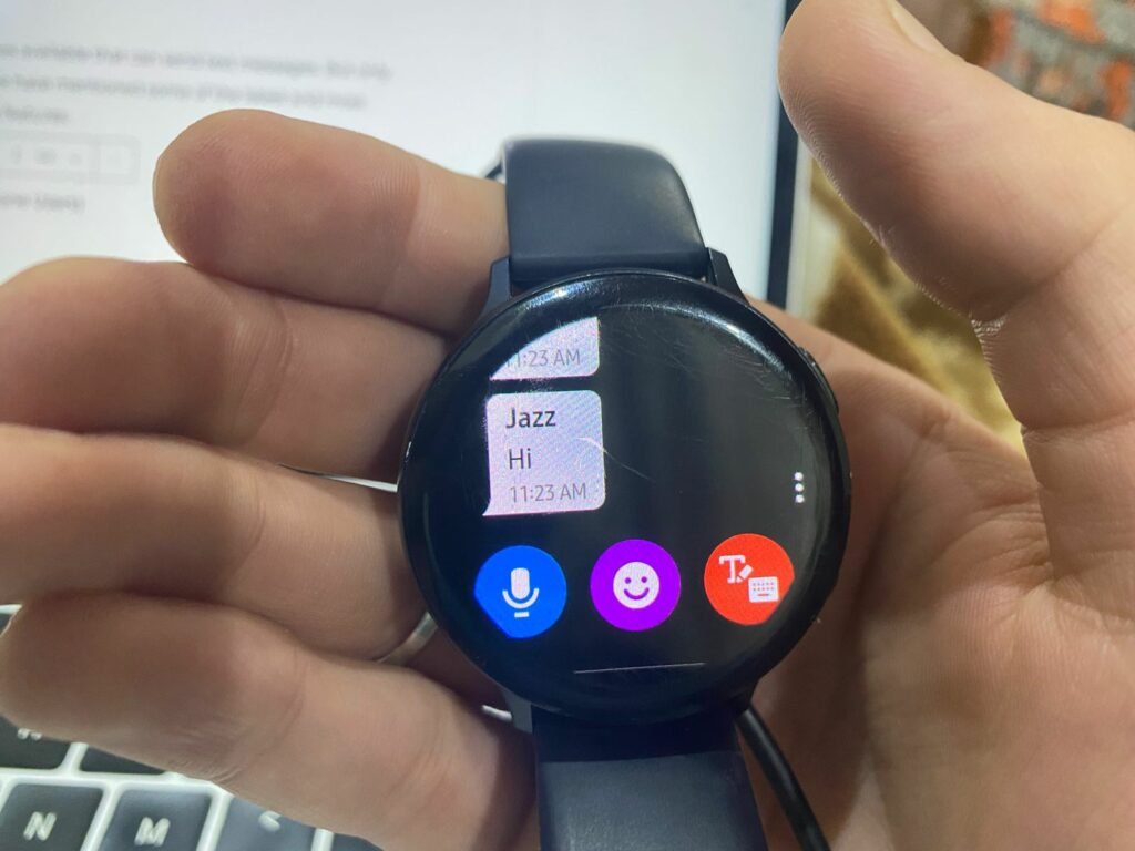 send text on smartwatch