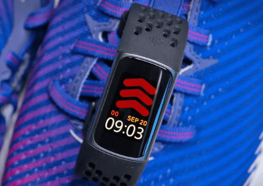 watch 4 vs fitbit charge 5