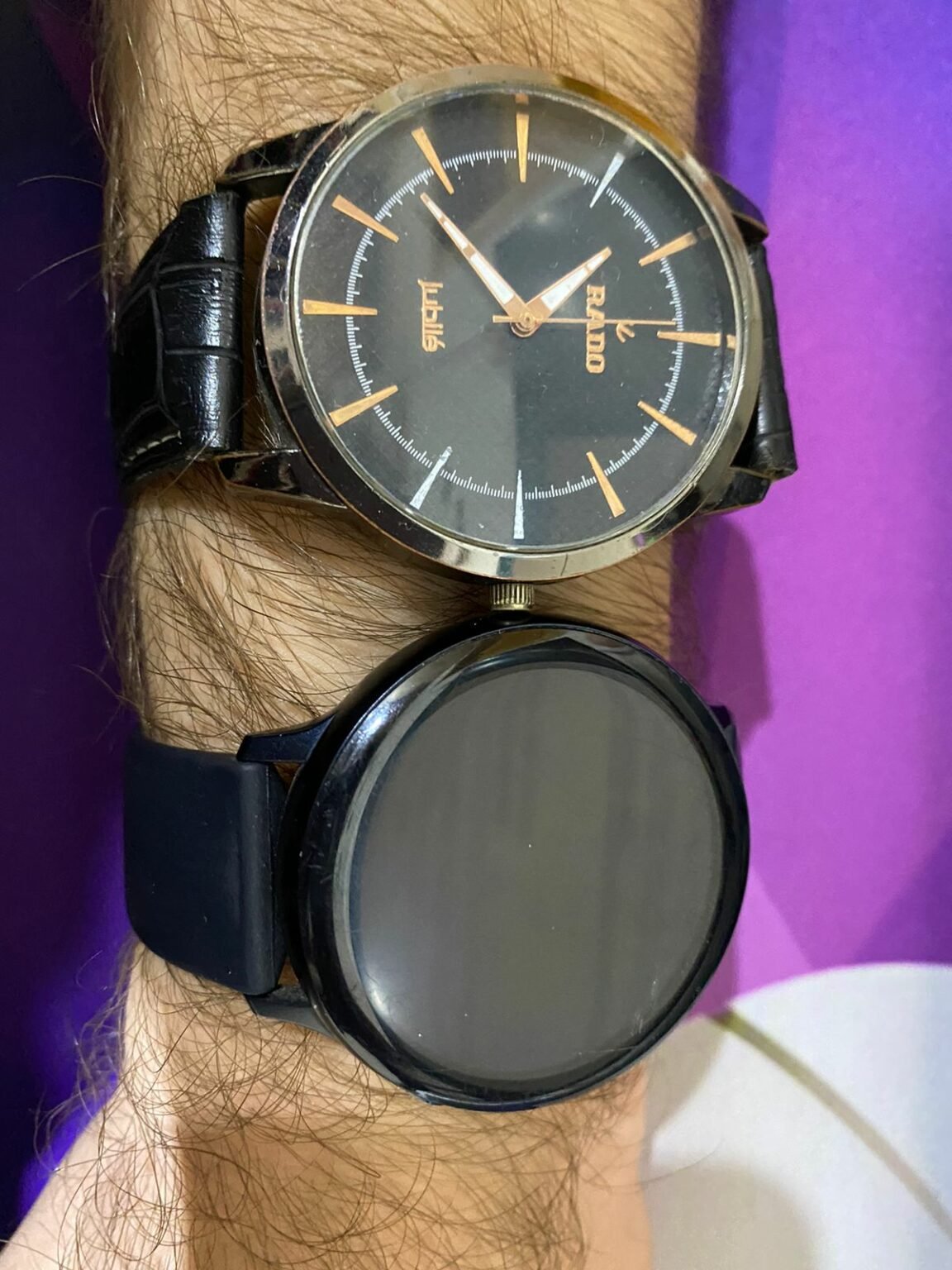 Can I Wear a Fitness Tracker with a Watch? GorillaFitnessWatches