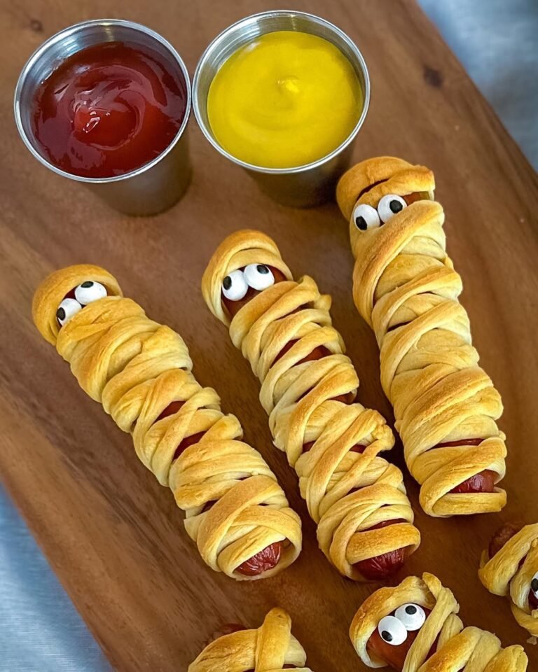 Mummy Hot Dogs Recipes (Fun & Easy Halloween Snack)