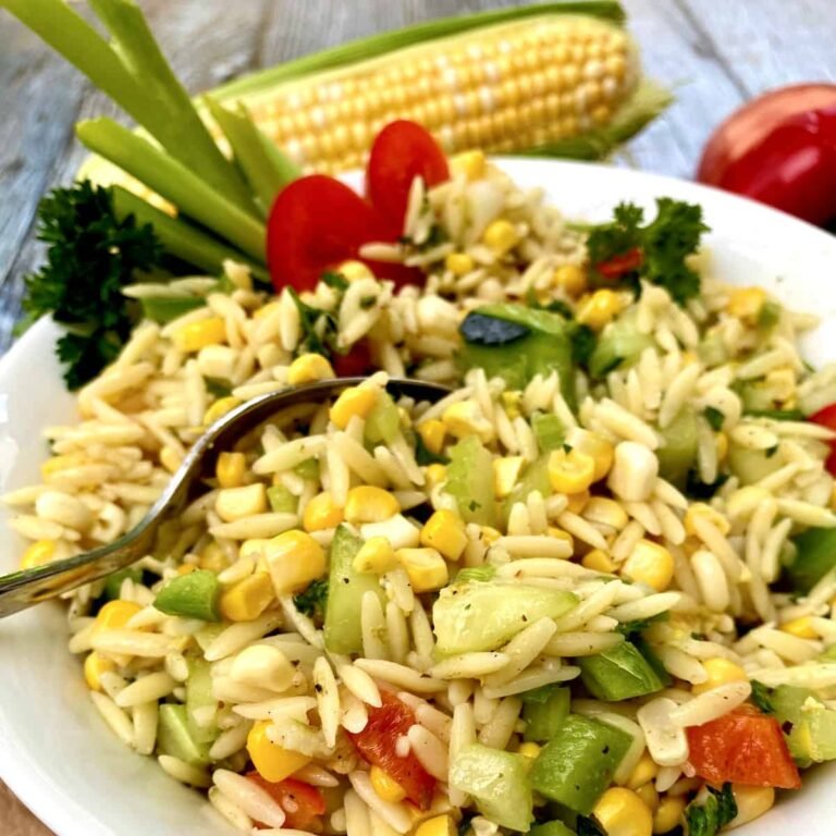 15 Best Thanksgiving Salad Recipes