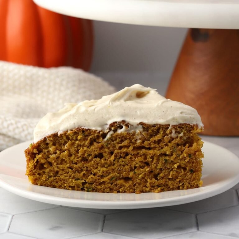 15 Delicious Pumpkin Cake Recipes